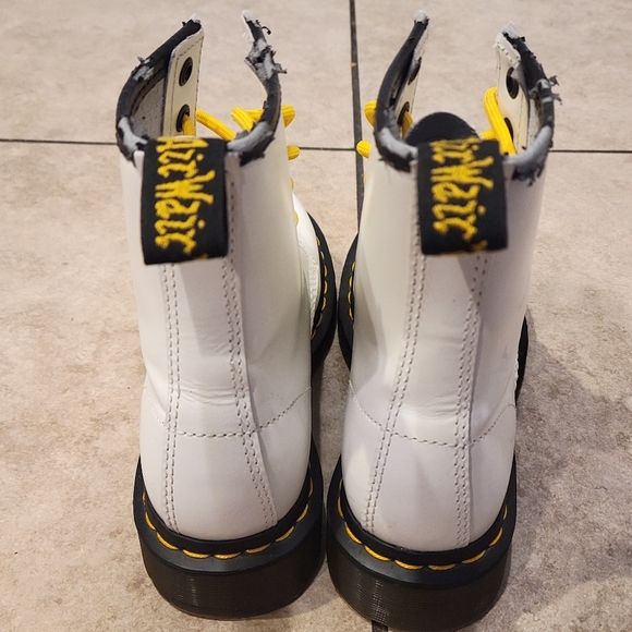 Dr. Martens AirWair Combat Boots - White with Yellow Laces - Size 5 - Picture 4 of 11